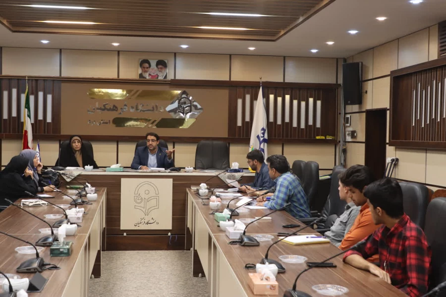 هفدهمین کمیته تغذیه دانشگاه فرهنگیان استان یزد برگزار شد. 3