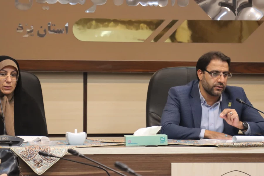 هفدهمین کمیته تغذیه دانشگاه فرهنگیان استان یزد برگزار شد. 6