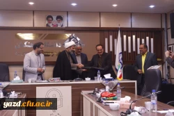 آیین تکریم و معارفه مسئول بسیج اساتید دانشگاه فرهنگیان یزد برگزار شد. 5