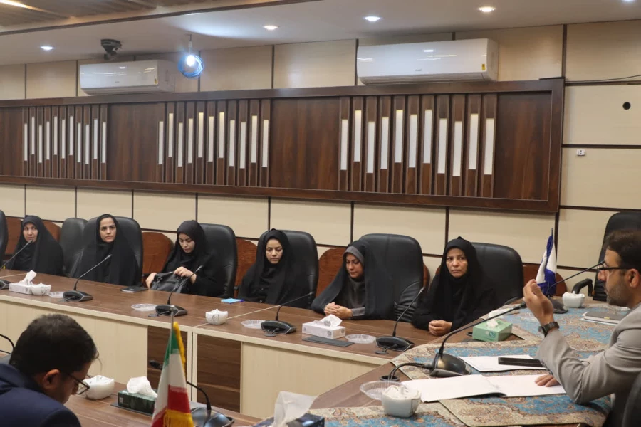 نشست چهارساعته سرپرست دانشگاه فرهنگیان یزد با مدیران و کارشناسان آموزش پردیس های استانی 3