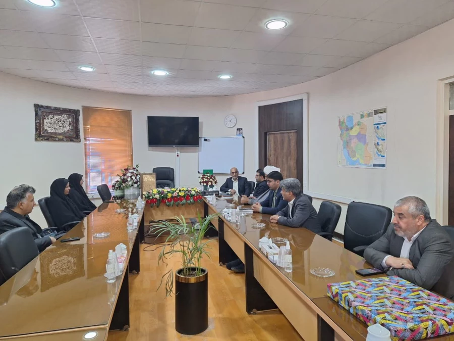 دیدار هیأت رییسه دانشگاه فرهنگیان یزد با مدیر کل جدید آموزش و پرورش استان 
 4