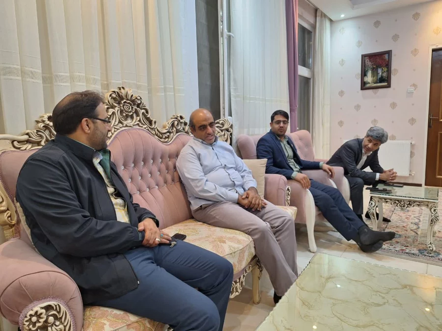 دیدار سرپرست دانشگاه فرهنگیان یزد با دو پیشکسوت مرکز تربیت معلم شهید پاک نژاد و پردیس برادران
 5