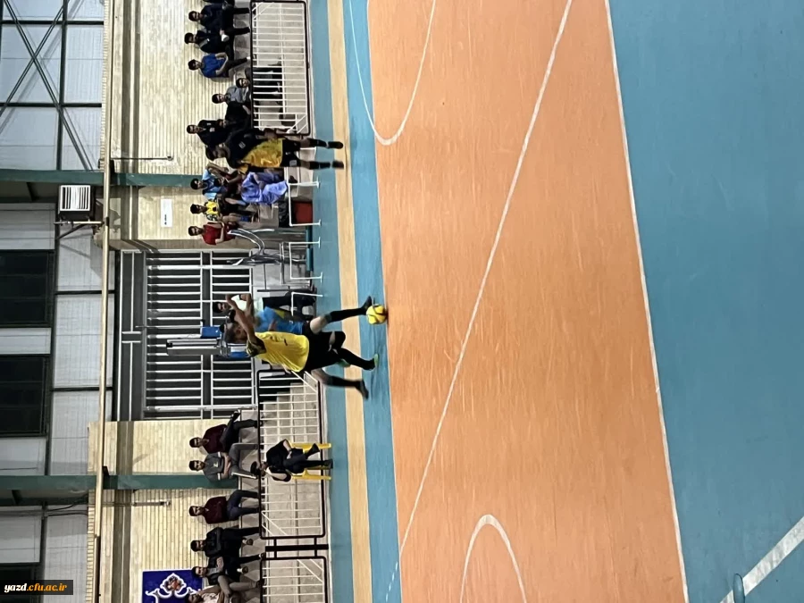 مراسم باشکوه افتتاحیه جشنواره ورزشی و مسابقات فوتسال پردیس شهیدان پاک نژاد برگزار شد.
 2