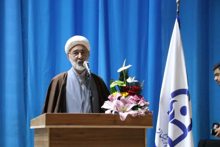 جشن باشکوه بزرگداشت کتاب بصورت کشوری در دانشگاه فرهنگیان یزد برگزار شد.
 3