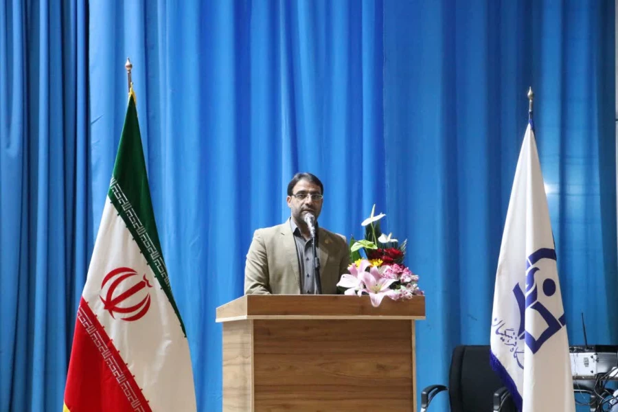 جشن باشکوه بزرگداشت کتاب بصورت کشوری در دانشگاه فرهنگیان یزد برگزار شد.
 7