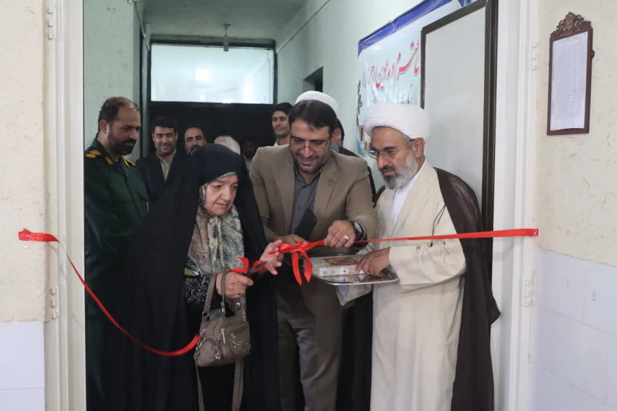 جشن باشکوه بزرگداشت کتاب بصورت کشوری در دانشگاه فرهنگیان یزد برگزار شد.
 11