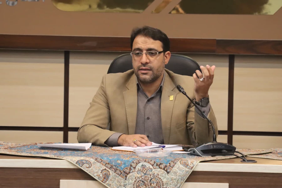 نشست عملیاتی سرپرست دانشگاه فرهنگیان یزد با معاونین و کارشناسان فرهنگی پردیس های استانی برگزار شد.
 9