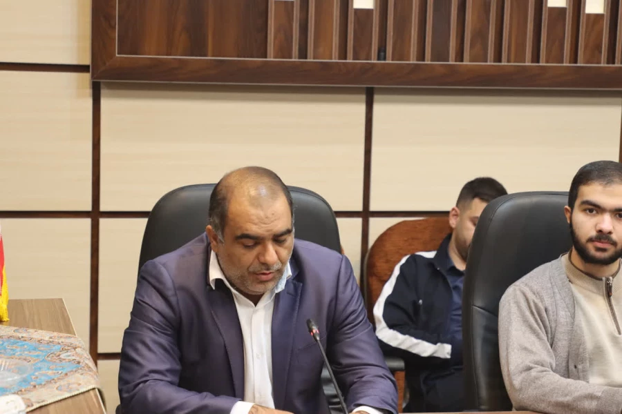 نشست صمیمانه نمایندگان کلاس های آموزشی با سرپرست دانشگاه فرهنگیان یزد برگزار شد.
 6