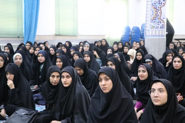 تریبون آزاد و پرسش و پاسخ سرپرست دانشگاه فرهنگیان استان با دانشجومعلمان پردیس حضرت فاطمه الزهرا سلام الله علیها 
 2