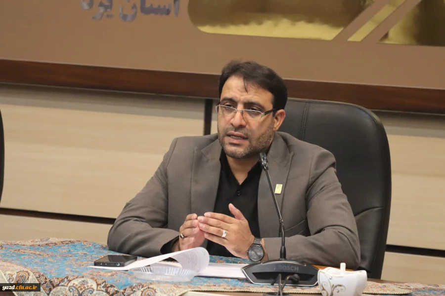 پانزدهمین جلسه شورای پژوهشی و فناوری دانشگاه فرهنگیان استان یزد برگزار شد. 
 7