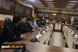 نشست پرسش و پاسخ دانشجو معلمان پردیس شهیدان پاک نژاد با سرپرست دانشگاه فرهنگیان استان یزد برگزار شد.
 3