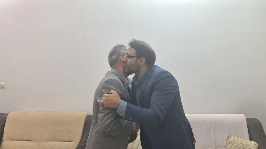 دیدار مدیران دانشگاه فرهنگیان استان با پیشکسوت بسیجی آموزش و پرورش استان و مدرس قرآنی دانشگاه فرهنگیان یزد 
 5