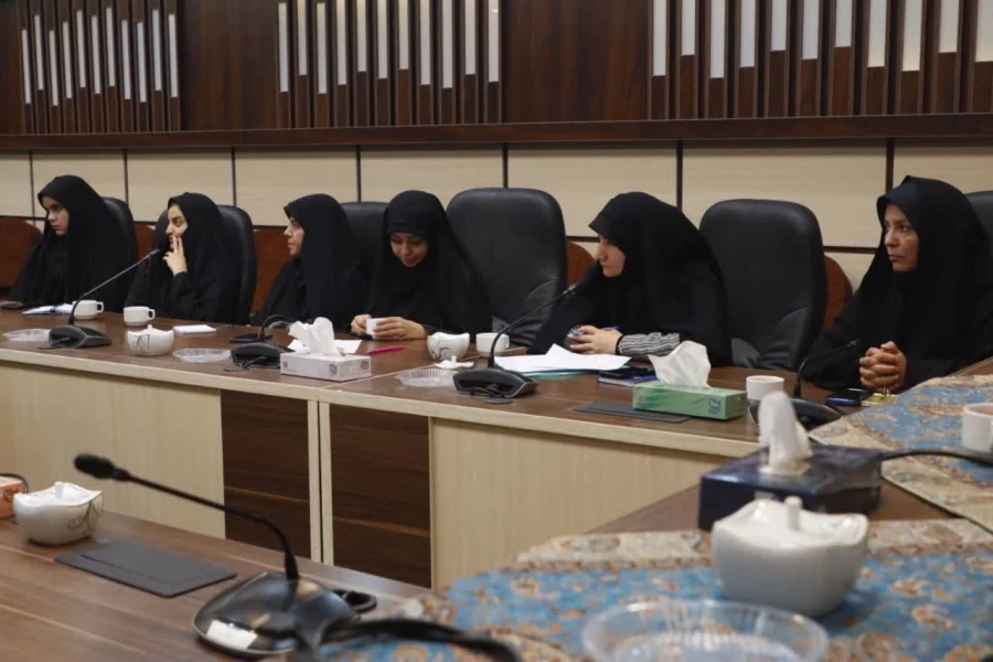 جشن باشکوه گرامیداشت روز دانشجو در دانشگاه فرهنگیان یزد برگزار خواهد شد.
 3