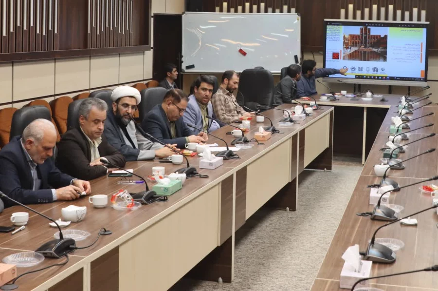 نخستین جلسه کمیته استانی همایش ملی امور تربیتی برگزار شد. 4