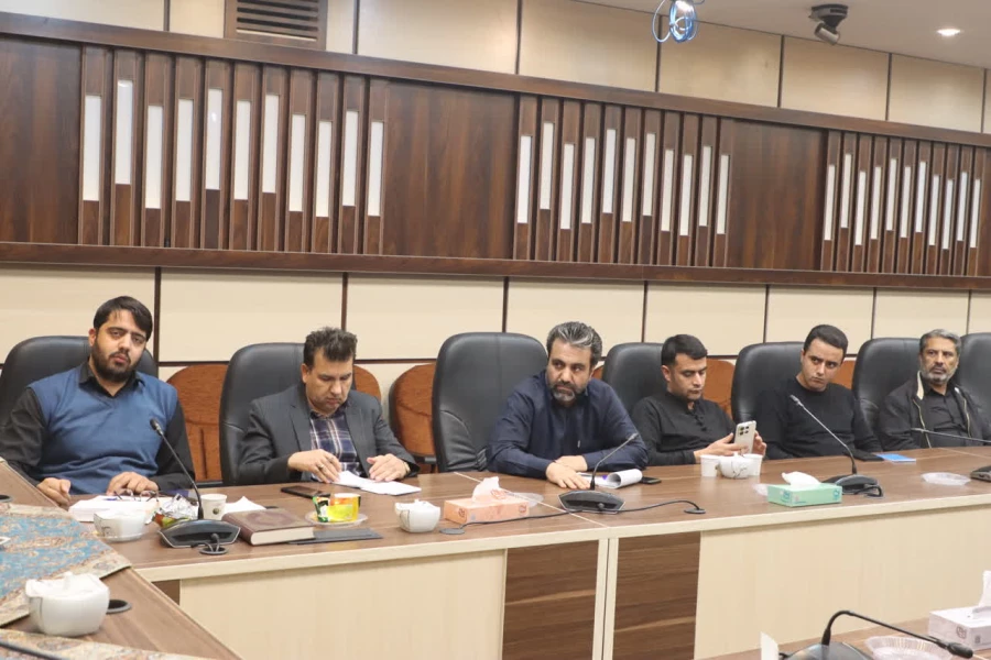 پنجمین جلسه هماهنگی سرپرست دانشگاه فرهنگیان یزد با سرپرستان سراهای دانشجویی پردیس های استانی برگزار شد.
 3