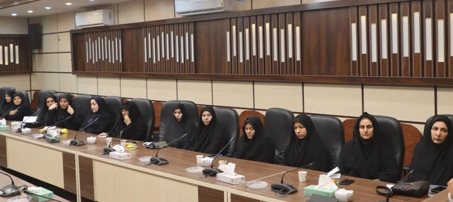 پنجمین جلسه هماهنگی سرپرست دانشگاه فرهنگیان یزد با سرپرستان سراهای دانشجویی پردیس های استانی برگزار شد.
 6