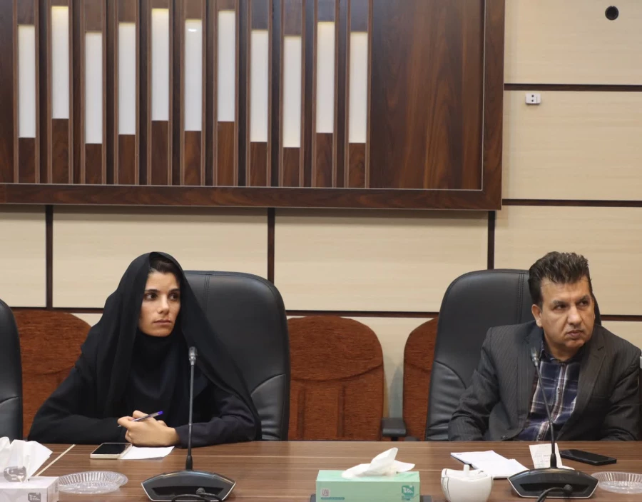 دومین جلسه کارگروه استانی طراحی غرفه دانشگاه فرهنگیان یزد در نمایشگاه فن بازار استان برگزار شد.  4