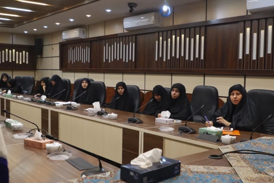 یکصد و سی امین جلسه شورای فرهنگی اجتماعی دانشگاه فرهنگیان استان یزد برگزار شد.
 3