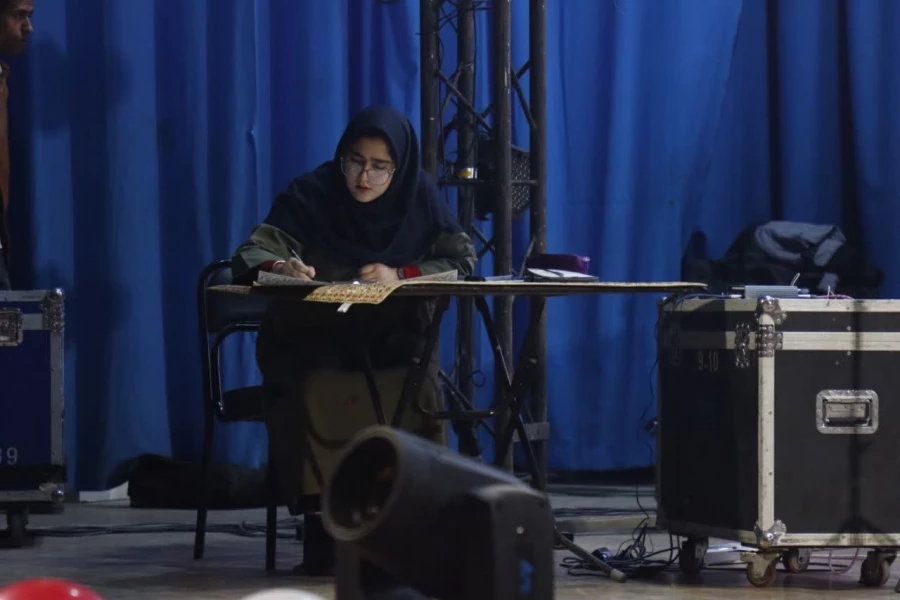 جشن باشکوه گرامیداشت روز دانشجو در دانشگاه فرهنگیان یزد برگزار شد.
 8