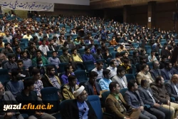 تریبون آزاد دانشجویی با حضور استاندار یزد در دانشگاه فرهنگیان یزد برگزار شد. 6