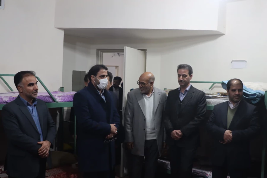 بازدید۴ ساعته معاونین استاندار و مدیر کل آموزش و پرورش استان از فضای فیزیکی و مجموعه خوابگاهی و سلف سرویس پردیس حضرت فاطمه الزهرا سلام الله علیها دانشگاه فرهنگیان یزد 
 6