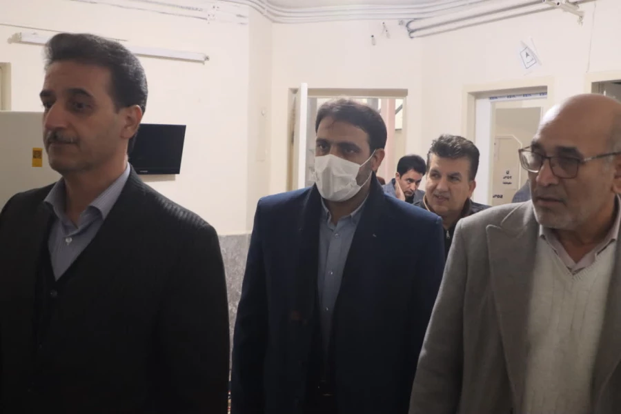 بازدید۴ ساعته معاونین استاندار و مدیر کل آموزش و پرورش استان از فضای فیزیکی و مجموعه خوابگاهی و سلف سرویس پردیس حضرت فاطمه الزهرا سلام الله علیها دانشگاه فرهنگیان یزد 
 7