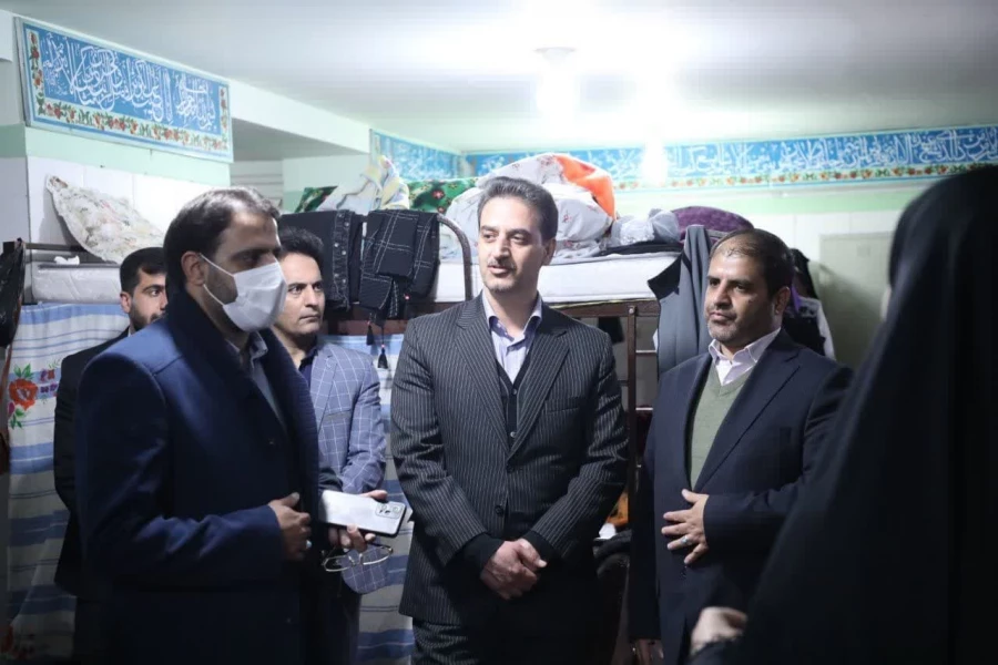 بازدید۴ ساعته معاونین استاندار و مدیر کل آموزش و پرورش استان از فضای فیزیکی و مجموعه خوابگاهی و سلف سرویس پردیس حضرت فاطمه الزهرا سلام الله علیها دانشگاه فرهنگیان یزد 
 6