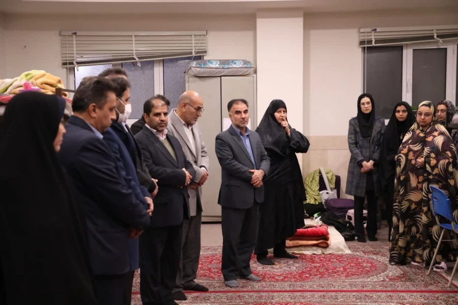 بازدید۴ ساعته معاونین استاندار و مدیر کل آموزش و پرورش استان از فضای فیزیکی و مجموعه خوابگاهی و سلف سرویس پردیس حضرت فاطمه الزهرا سلام الله علیها دانشگاه فرهنگیان یزد 
 9