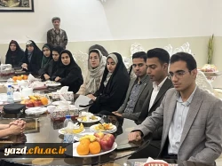 مراسم تقدیر و تجلیل از عوامل اجرایی غرفه دانشگاه فرهنگیان یزد در یازدهمین نمایشگاه پژوهش و فناوری استان(فن بازار) 
 7