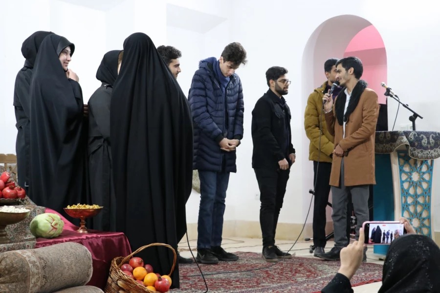 جشن باشکوه شب یلدا دانشگاه فرهنگیان یزد برگزار شد. 6