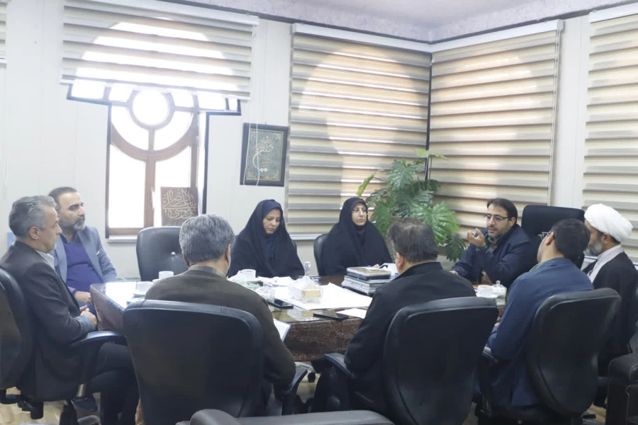 بیست و هشتمین جلسه شورای مدیریت، نظارت و ارزیابی و توسعه منابع دانشگاه فرهنگیان استان یزد برگزار شد.
 5