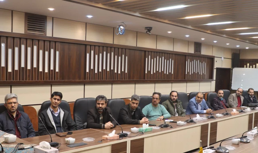 نشست تبیینی ویژه اساتید و کارکنان دانشگاه فرهنگیان یزد 4