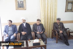 دیدار اعضاء هیات رئیسه دانشگاه فرهنگیان با نماینده ولی فقیه در استان و امام جمعه یزد 5
