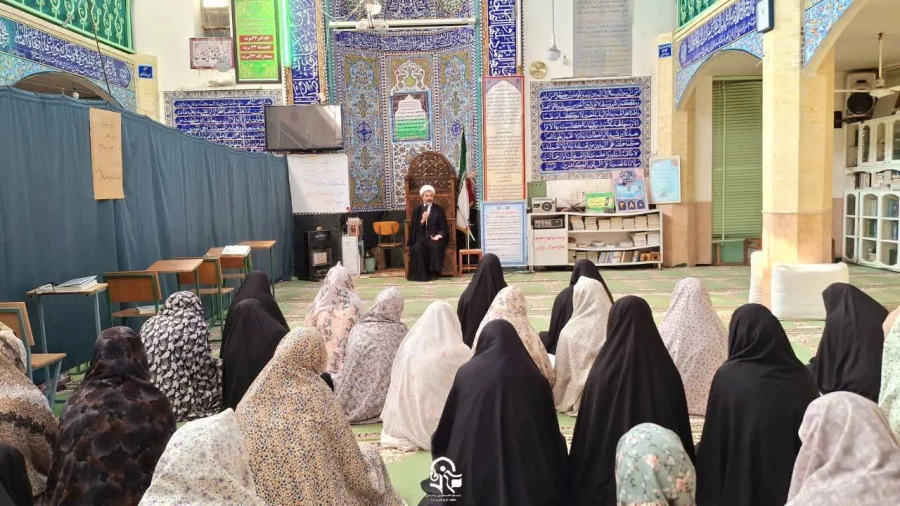 دانشجو معلمان پردیس های استانی دانشگاه فرهنگیان یزد در مراسم معنوی اعتکاف دانشجویی ایام رجبیه شرکت کردند. 
 5