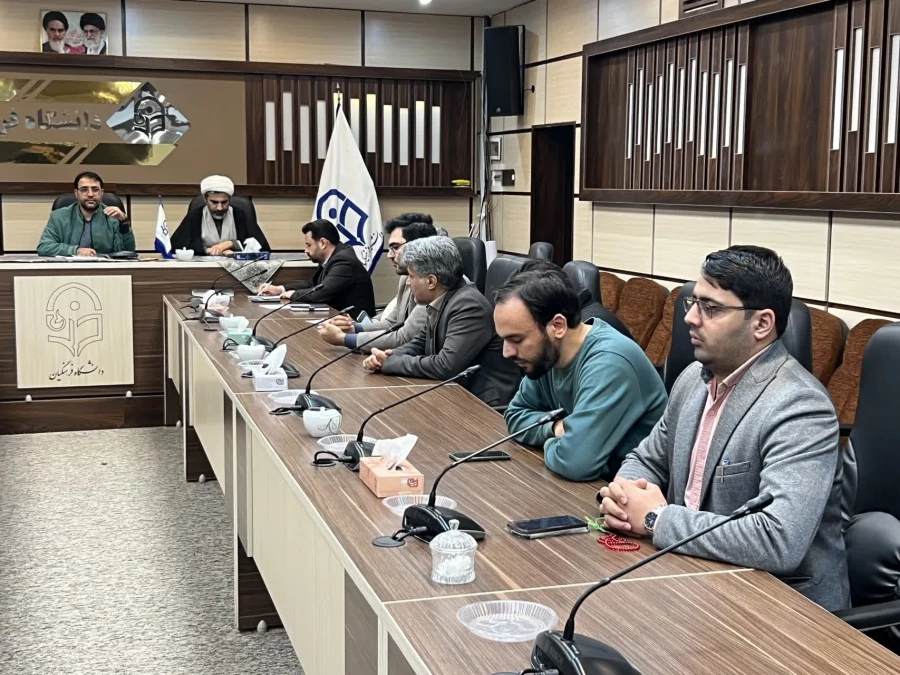 دومین جلسه کمیته اجرایی همایش ملی امور تربیتی در دانشگاه فرهنگیان استان یزد برگزار شد. 
 2