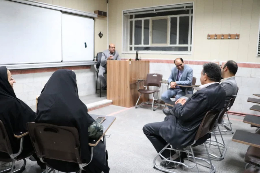  گردهمایی و نشست هماهنگی و هم افزایی اساتید نیمسال دوم تحصیلی پردیس های استانی دانشگاه برگزار شد. 
 3