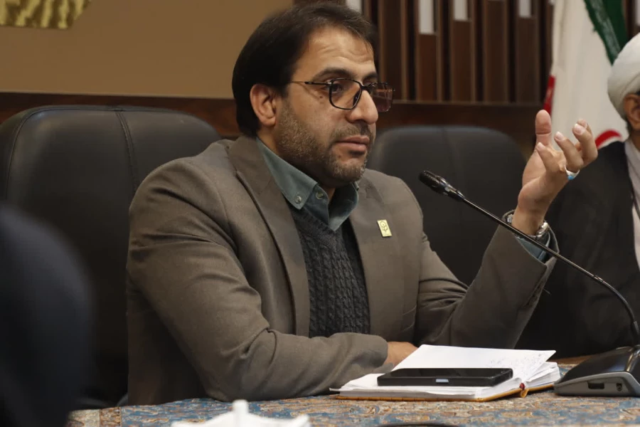 یکصد و سی وپنجمین جلسه شورای فرهنگی اجتماعی دانشگاه فرهنگیان استان یزد برگزار شد.
 7