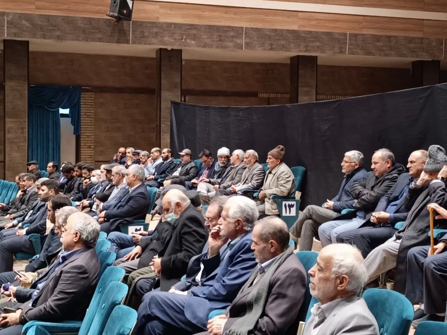 مراسم بزرگداشت شادروان حاج حسن داوودی استاد برجسته استان و دانشگاه و معلم فرهیخته و فرزانه
 3