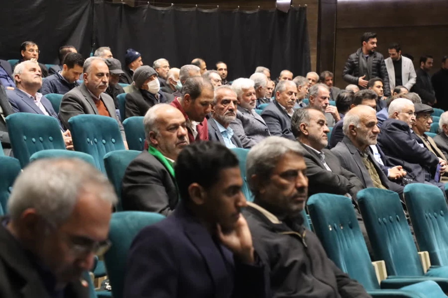 مراسم بزرگداشت شادروان حاج حسن داوودی استاد برجسته استان و دانشگاه و معلم فرهیخته و فرزانه
 6