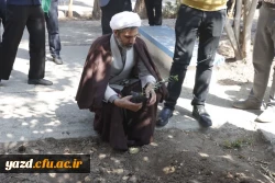 آیین کاشت نهال توسط سرپرست و مدیران دانشگاه فرهنگیان یزد به نیابت از شهدا
 3