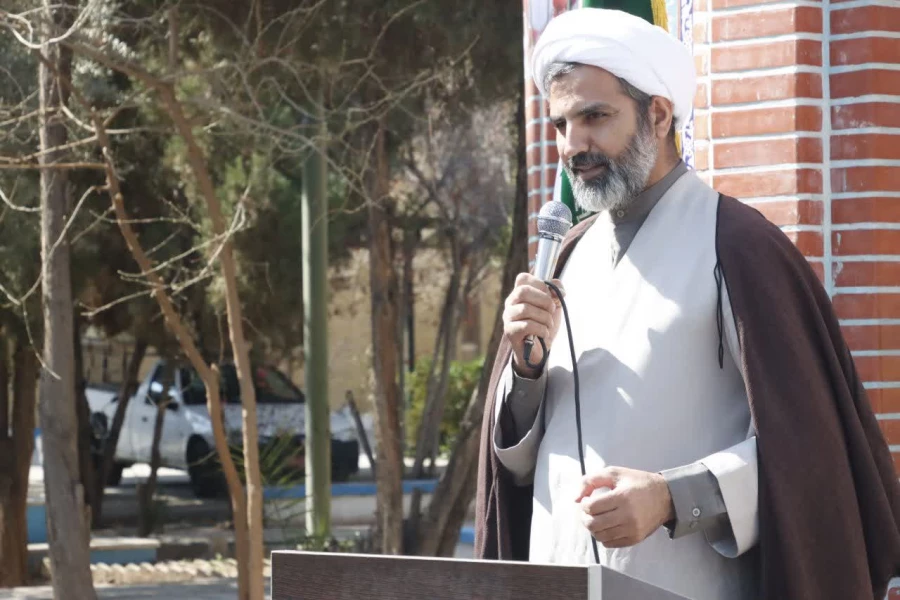  مراسم تجدید میثاق و بزرگداشت شهید خوشنام دانشگاه فرهنگیان یزد برگزار شد.
 3