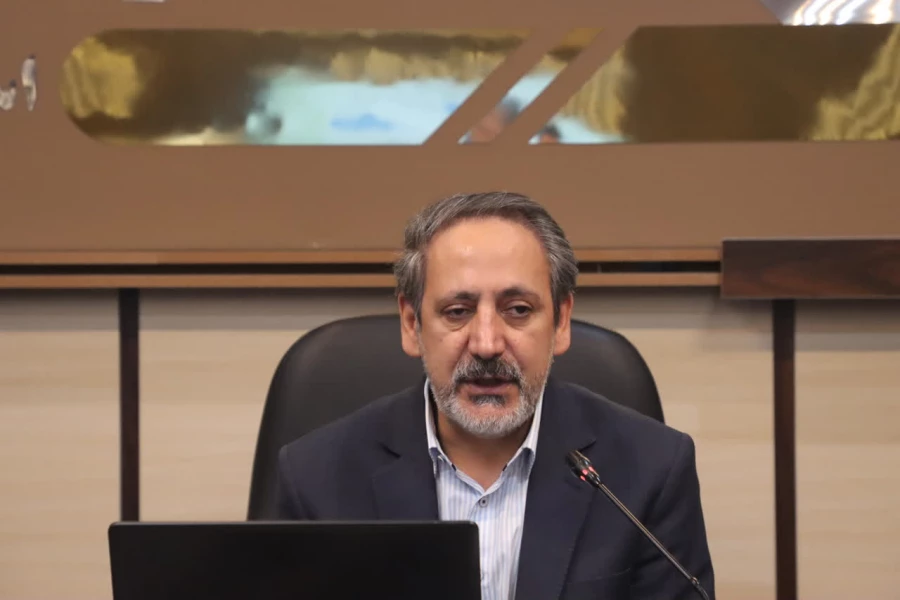 نشست هم اندیشی و تبیینی اساتید با عنوان چالش ها و راهکارهای سرمایه گذاری برای تولید در اقتصاد مقاومتی در دانشگاه فرهنگیان یزد برگزار شد.
 5