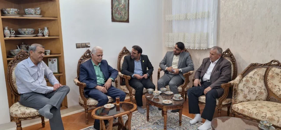 دیدار سرپرست دانشگاه فرهنگیان یزد با پیشکسوت فاخر آموزش و پرورش استان و مدرس مرکز تربیت معلم شهید پاک نژاد یزد 8