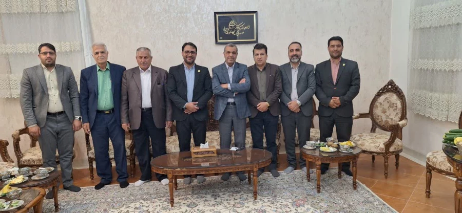 دیدار سرپرست دانشگاه فرهنگیان یزد با پیشکسوت فاخر آموزش و پرورش استان و مدرس مرکز تربیت معلم شهید پاک نژاد یزد 9