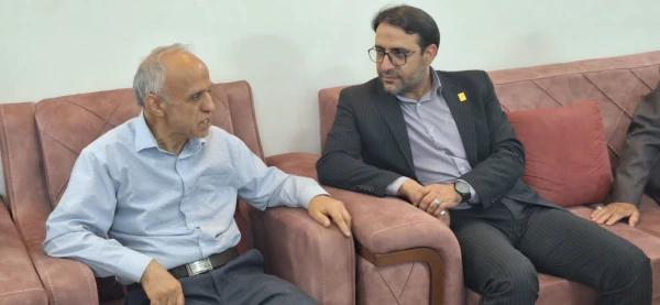 دیدار سرپرست دانشگاه فرهنگیان یزد با مدرس پیشکسوت مرکز تربیت معلم شهید پاک نژاد یزد 7