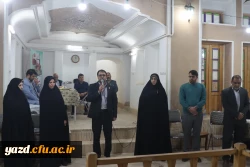 دیدار صمیمانه سرپرست و مدیران دانشگاه با معاونان و کارشناسان آموزش پردیس های استانی و تقدیر از تلاش ها و زحمات ارزشمند آنان برگزار شد.  3