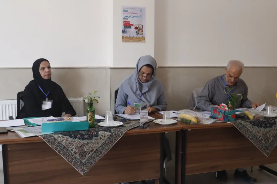 برگزاری مرحله منطقه ای دوازدهین جشنواره تخصصی تدریس برتر به میزبانی دانشگاه فرهنگیان استان یزد به روایت تصویر  27