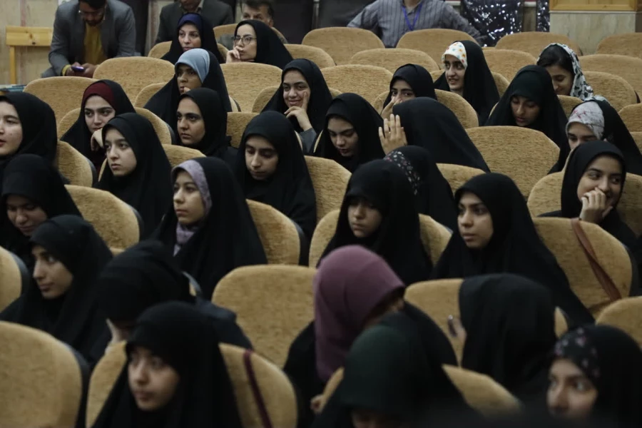 برگزاری مرحله منطقه ای دوازدهین جشنواره تخصصی تدریس برتر به میزبانی دانشگاه فرهنگیان استان یزد به روایت تصویر  49