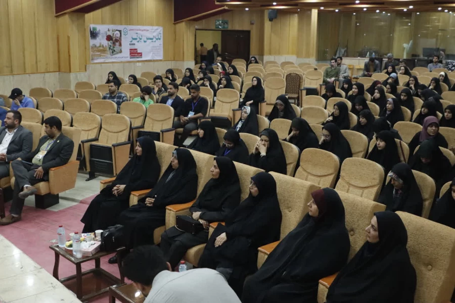 برگزاری مرحله منطقه ای دوازدهین جشنواره تخصصی تدریس برتر به میزبانی دانشگاه فرهنگیان استان یزد به روایت تصویر  50