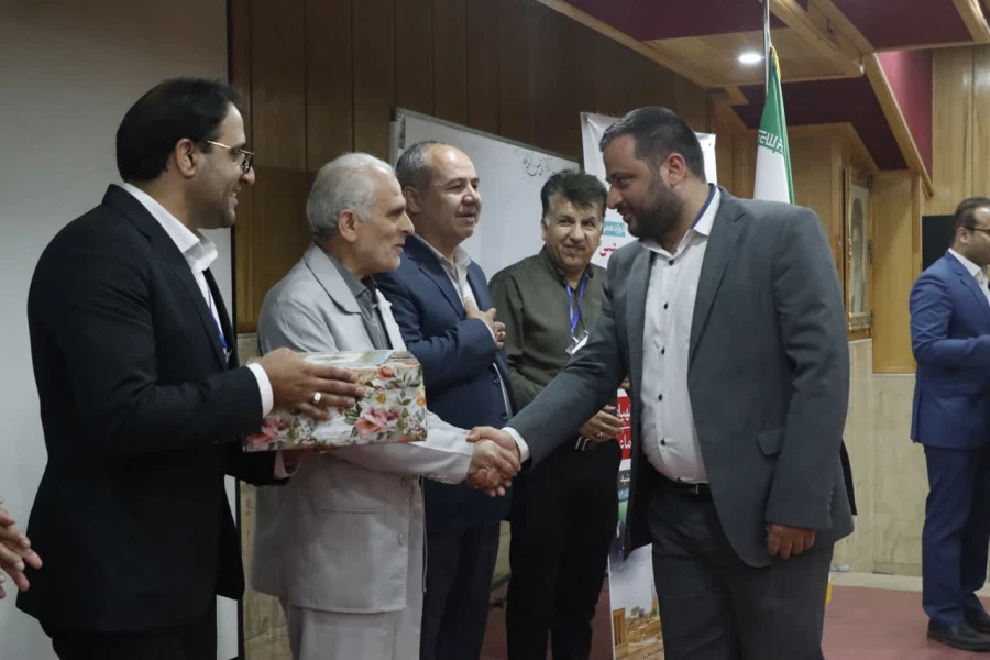 برگزاری مرحله منطقه ای دوازدهین جشنواره تخصصی تدریس برتر به میزبانی دانشگاه فرهنگیان استان یزد به روایت تصویر  59